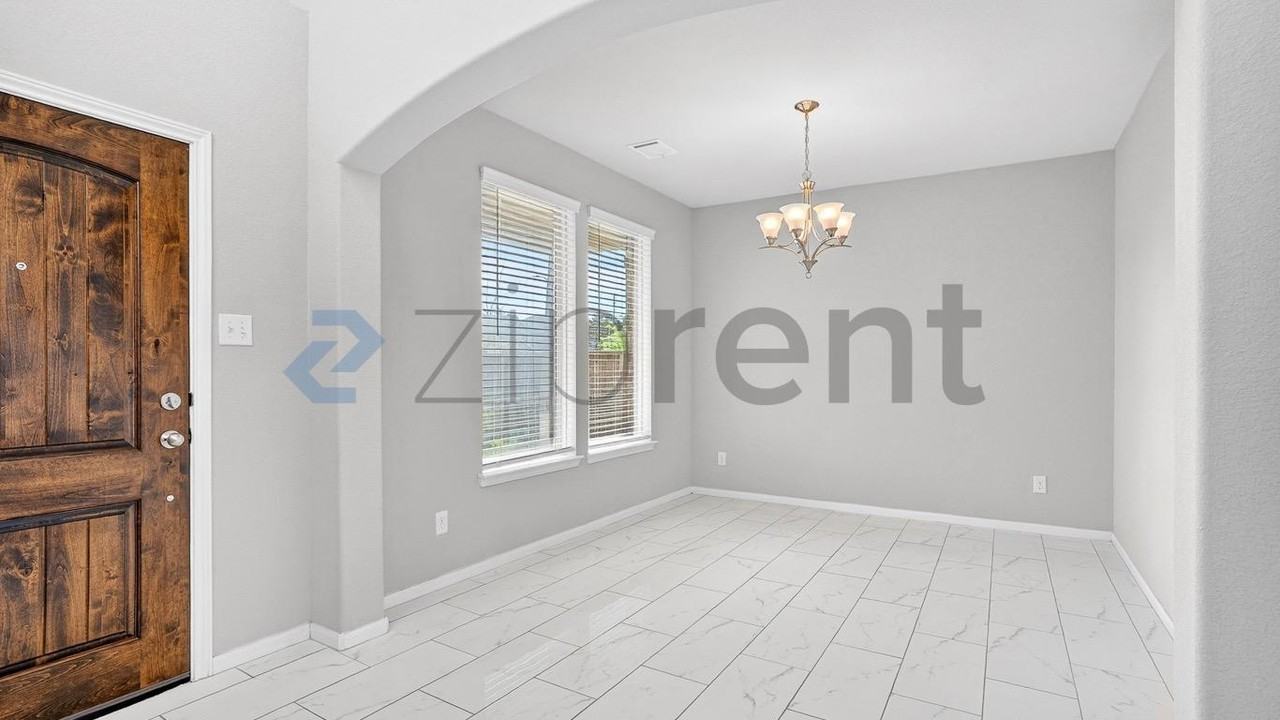 15103 Breeze Forest Ct - Photo 7 of 28