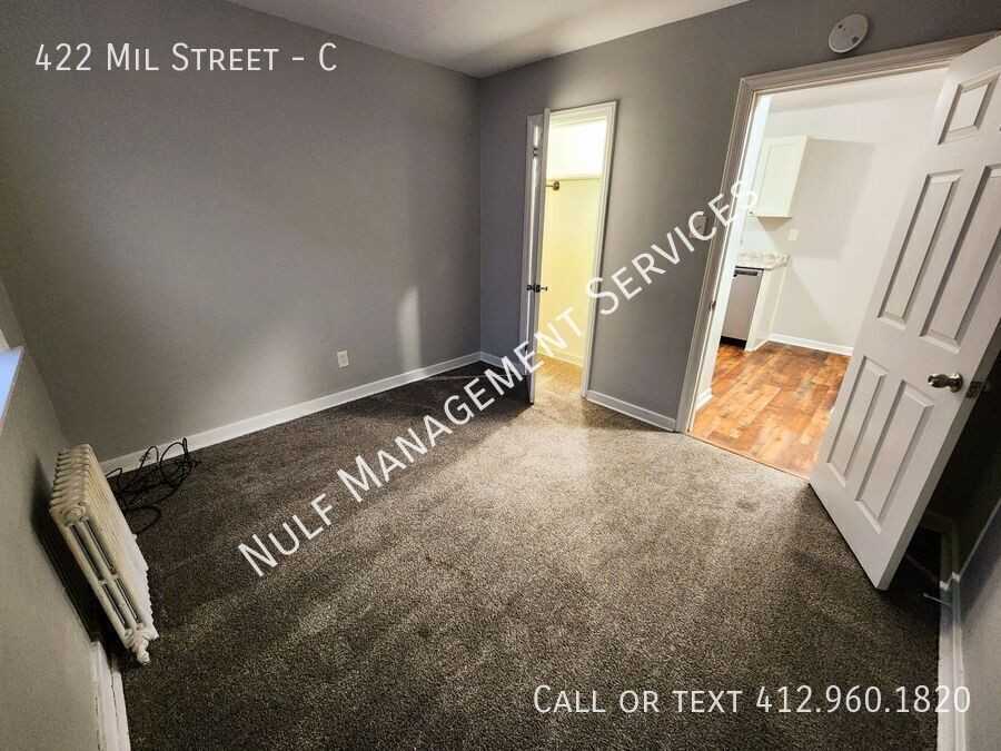 422 Mill St #C - Photo 4 of 5