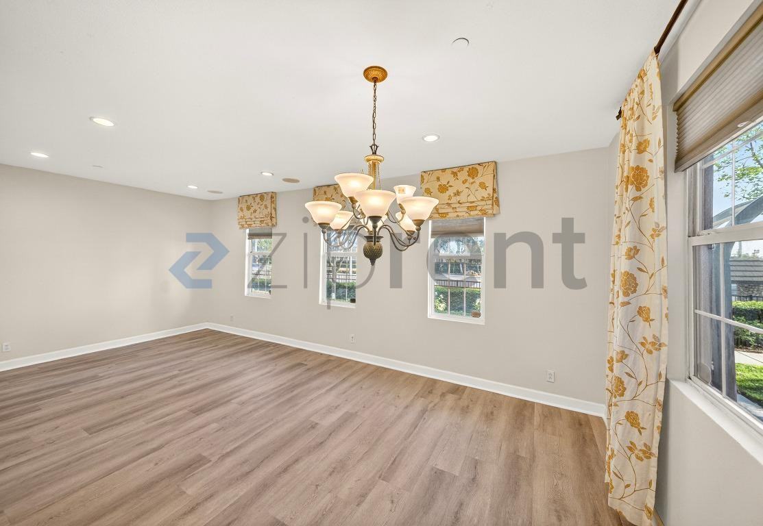 4183 Vía Napoli - Photo 5 of 29