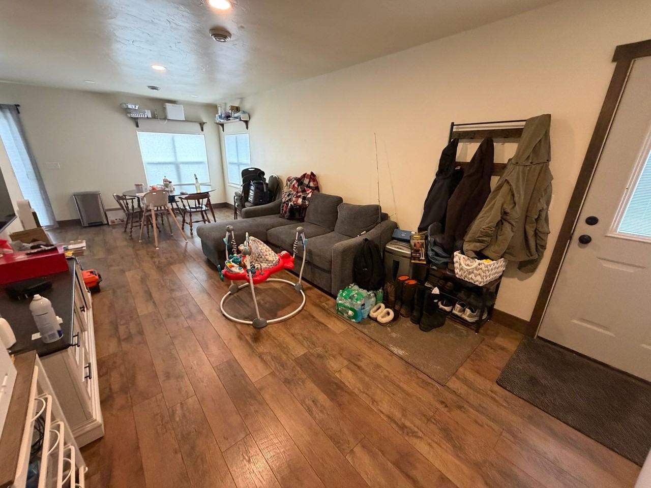 722 Lambrecht Ln - Photo 3 of 10