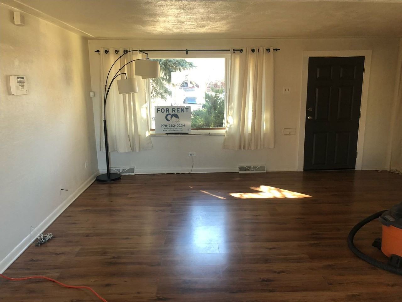 2414 N Vine St - Photo 2 of 19