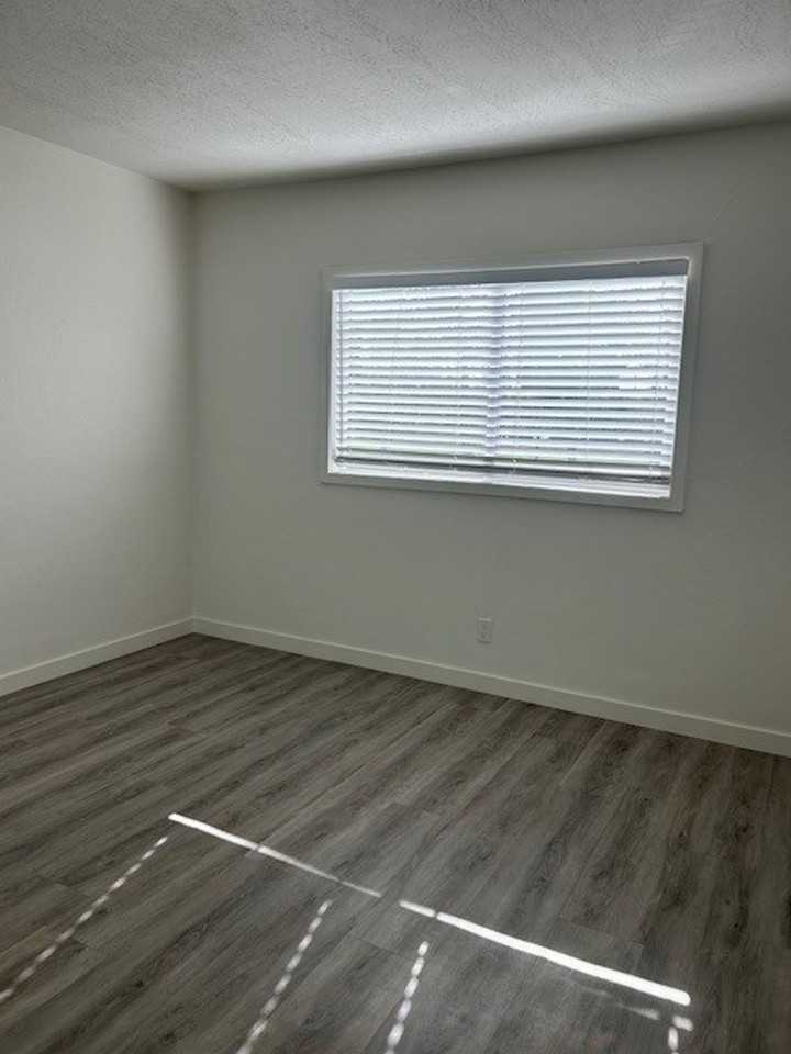 145 Canton St. #11 - Photo 4 of 7