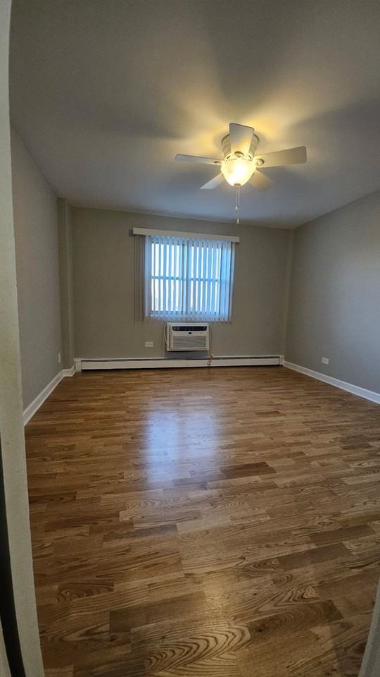 1447 West Touhy - Photo 6 of 9