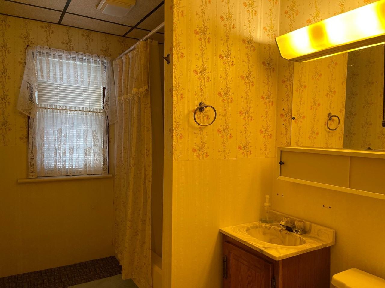 Priglioni Properties, LLC ##Llc - Photo 4 of 18