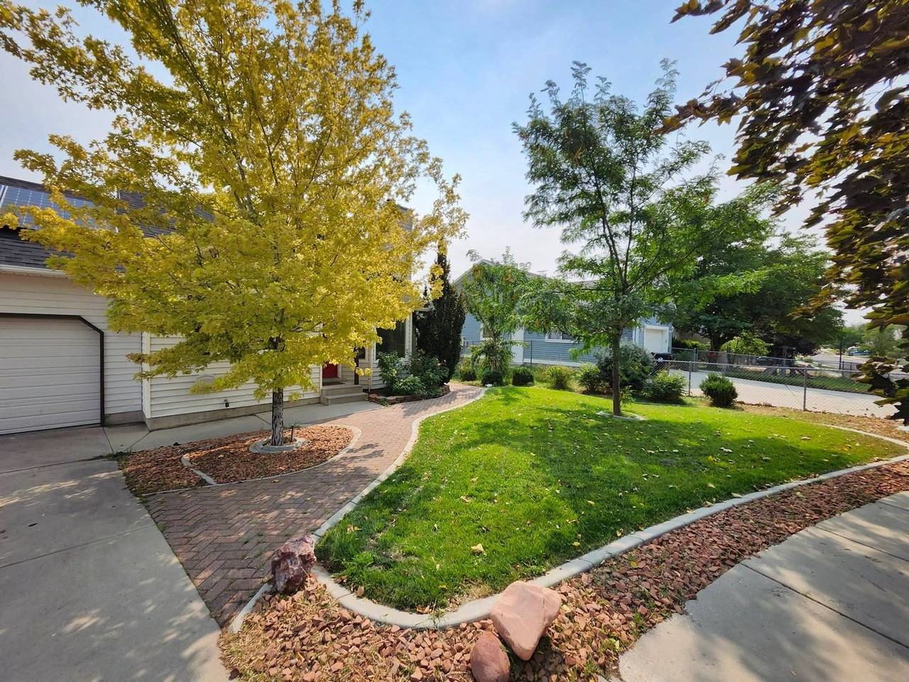 6025 S Wakefield Way - Photo 2 of 20