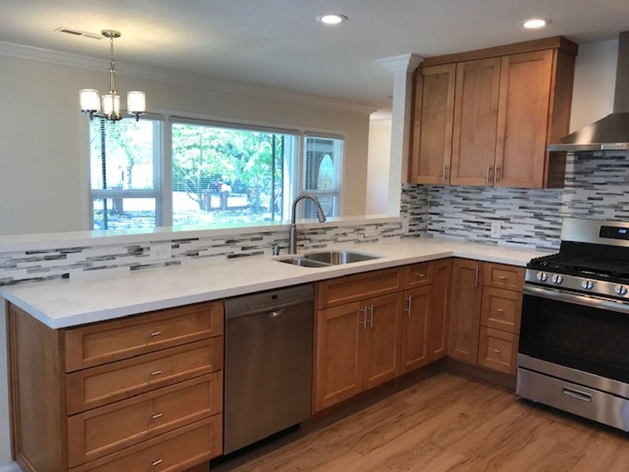 2116 Youngs Ct - Photo 7 of 20