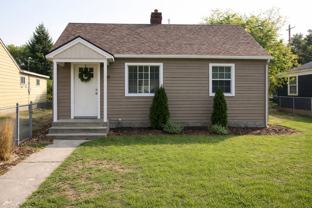 418 E Hawthorne Rd - Photo 1 of 1