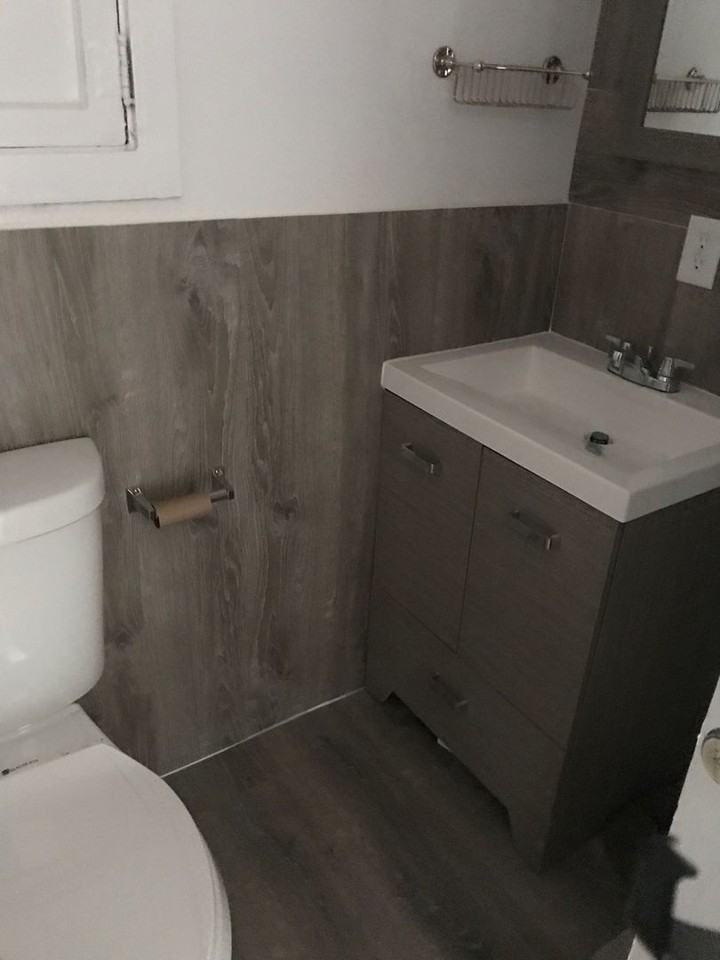 755 W 2nd St #5 - Photo 5 of 9