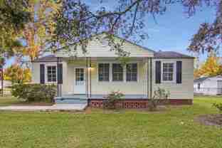 161 Pinecrest St - Photo 1 of 1