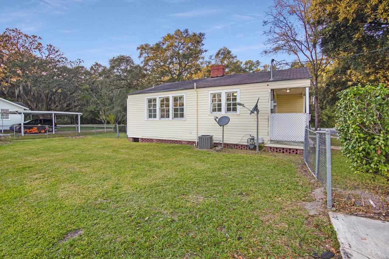 161 Pinecrest St - Photo 6 of 24