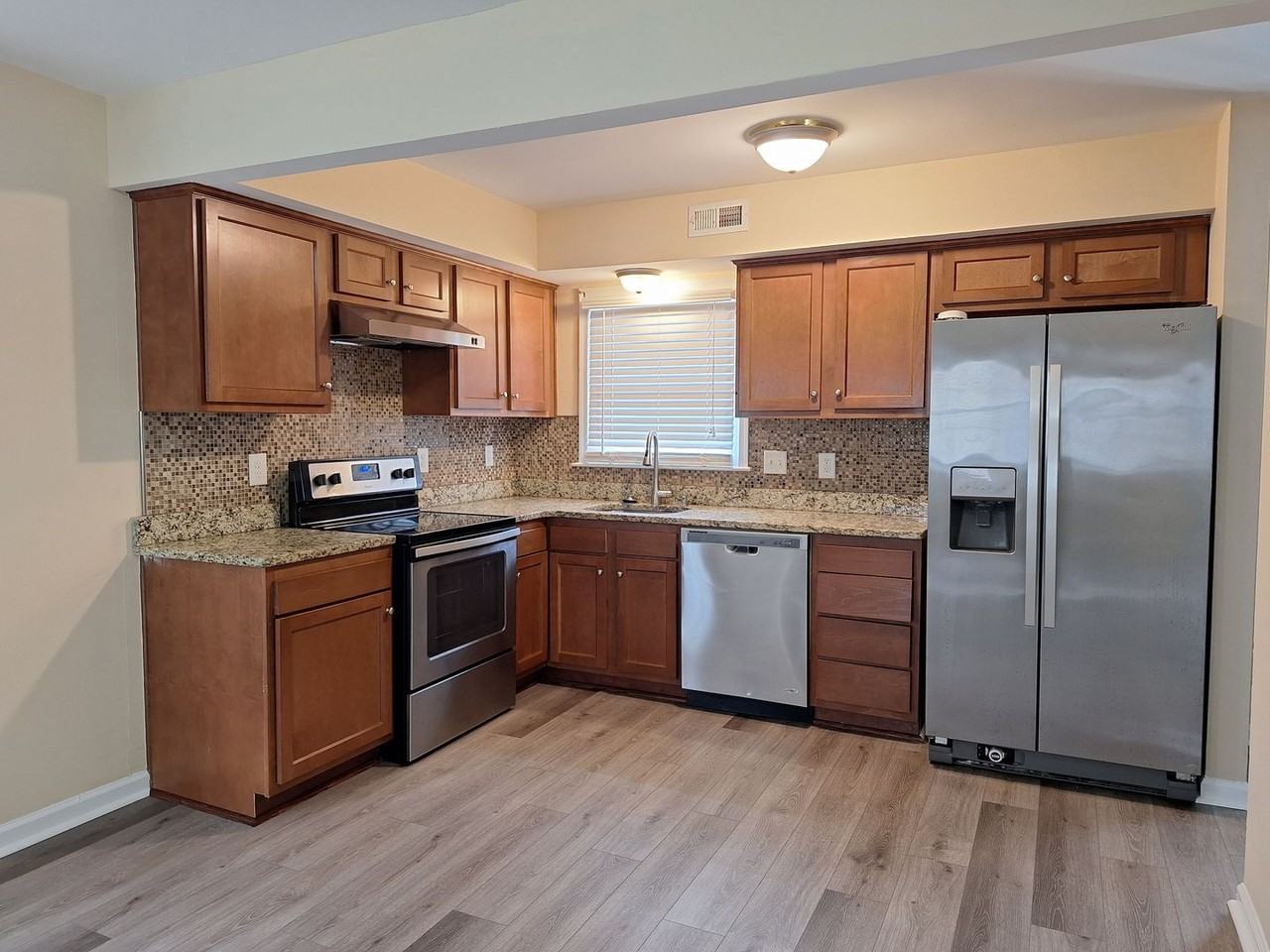 408 Savage Dr #A - Photo 6 of 18