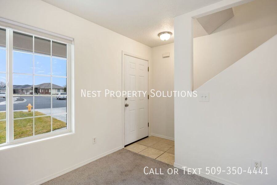 440 Laguna Dr #A - Photo 3 of 29