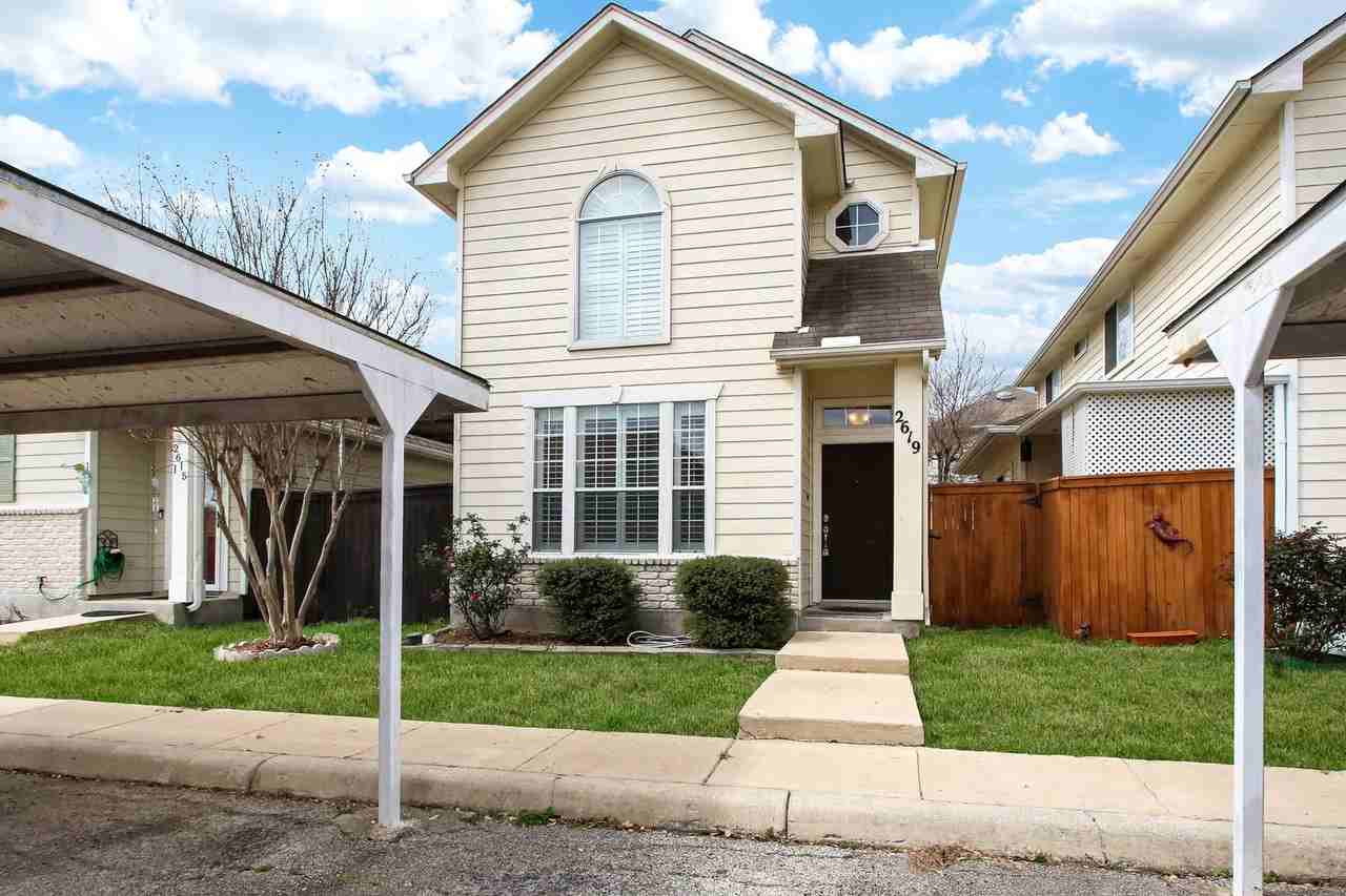 2619 Crown Arbor Dr - Photo 3 of 27