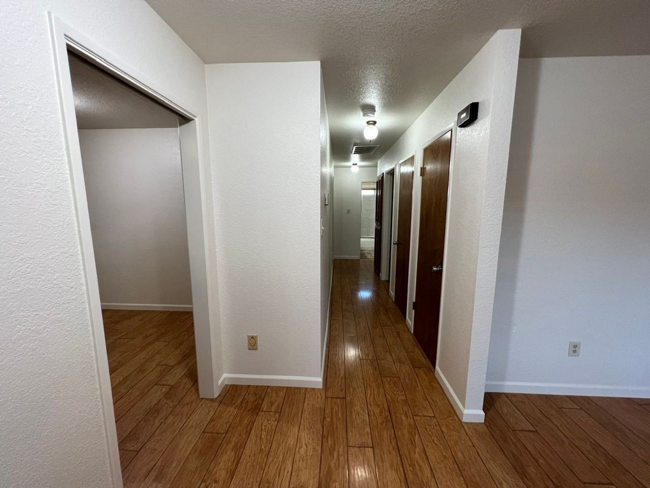 3841 Rexford Ct - Photo 3 of 28