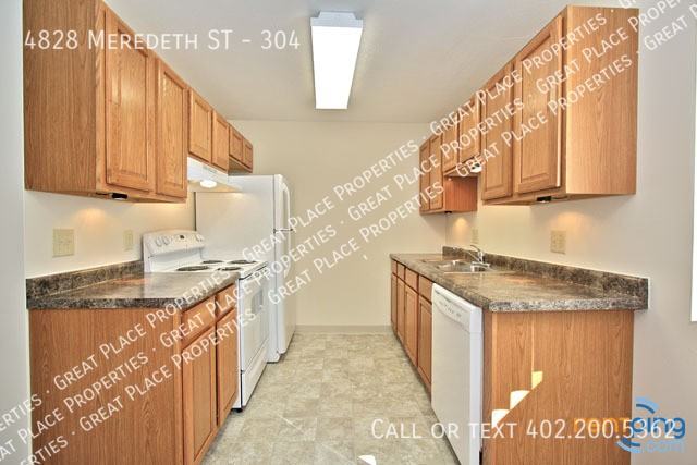 4828 Meredeth St #304 - Photo 7 of 12