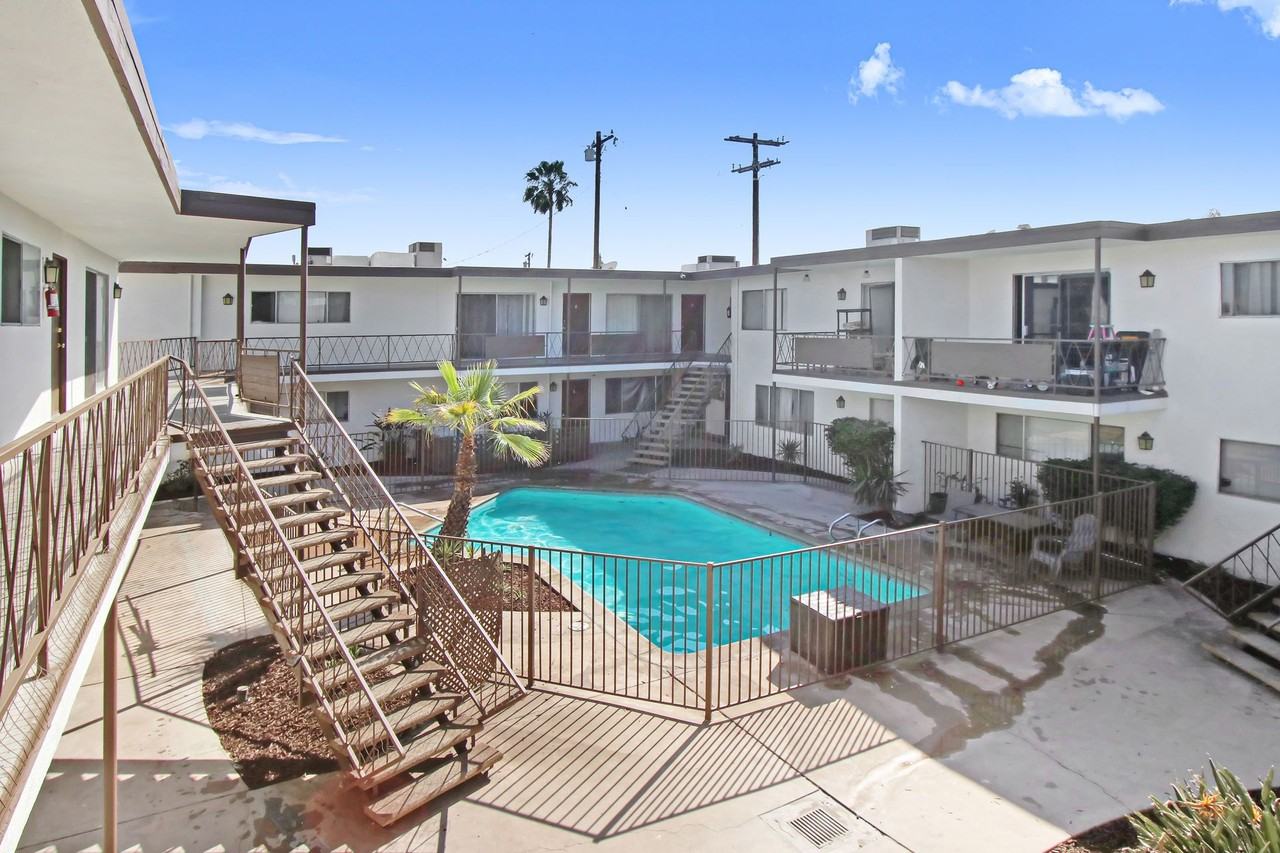 Ridgeview Apartments - Photo 3 of 8