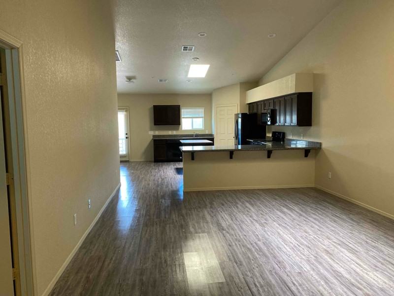 7335 E 39th Pl - Photo 6 of 23