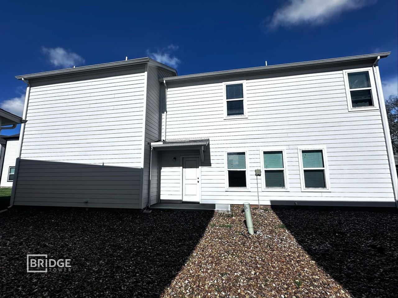 111 Pecan Ln - Photo 3 of 14