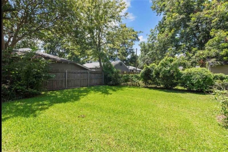 357 Arthur Ave - Photo 7 of 32