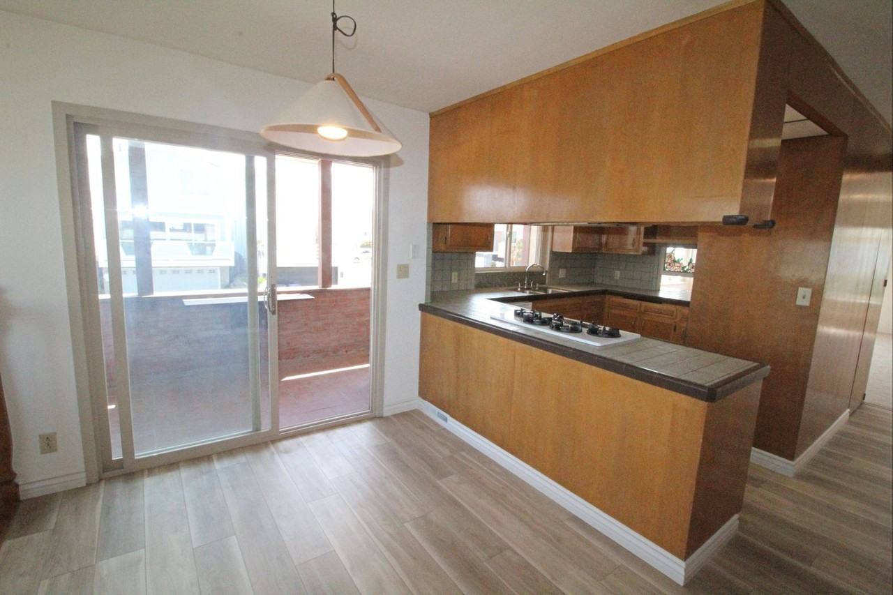 3700 Ocean Dr - Photo 7 of 23