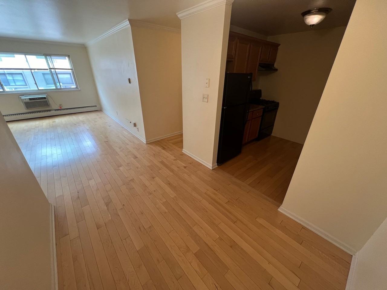 2018 Oakland - Photo 4 of 25