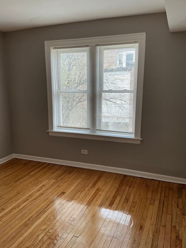 7542 S Stewart Ave (NEW) - Photo 4 of 7