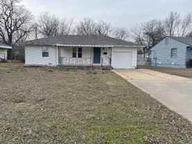 1526 N Oswego Ave - Photo 1 of 1