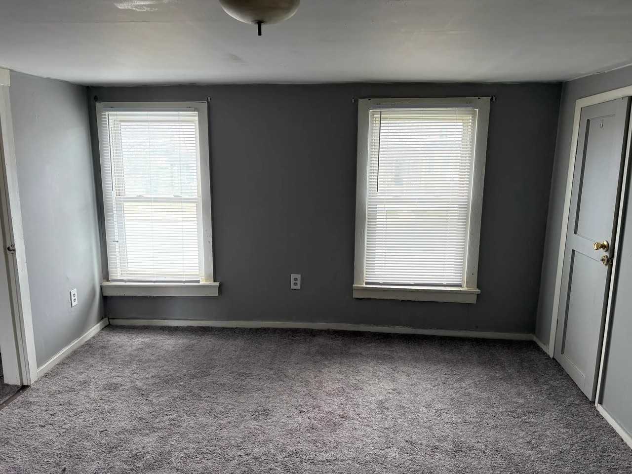 622 N High St - Photo 4 of 7