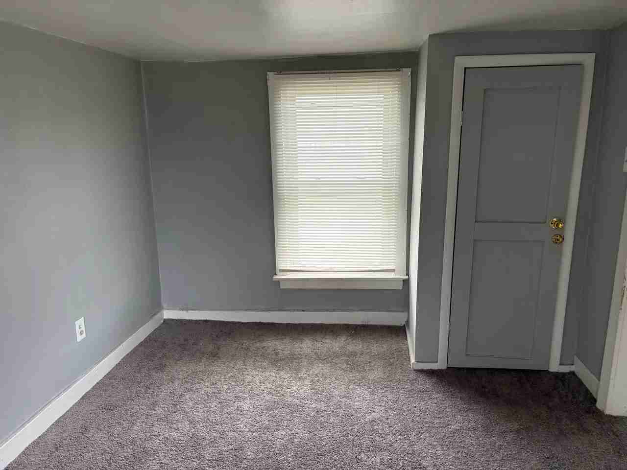 622 N High St - Photo 5 of 7