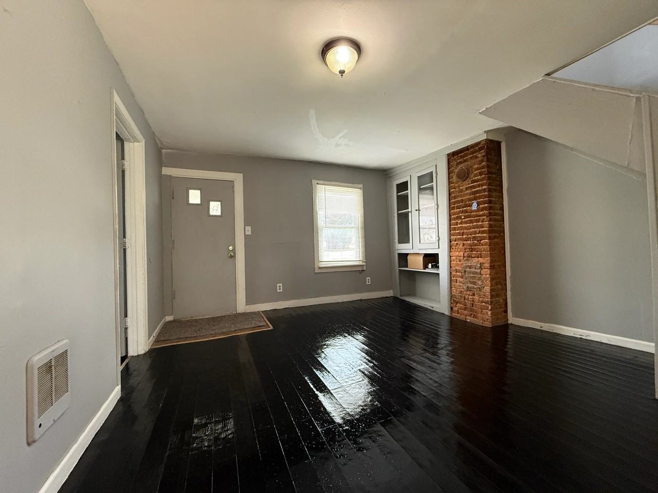 622 N High St - Photo 7 of 7