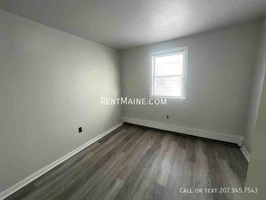 47 Sanford St #7 - Photo 6 of 11