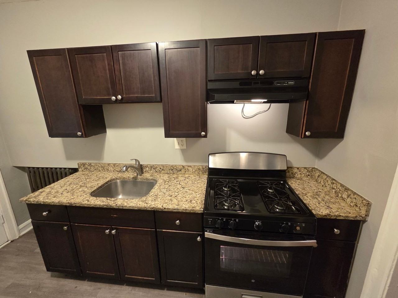 7527-29 S Colfax Ave - Photo 4 of 7