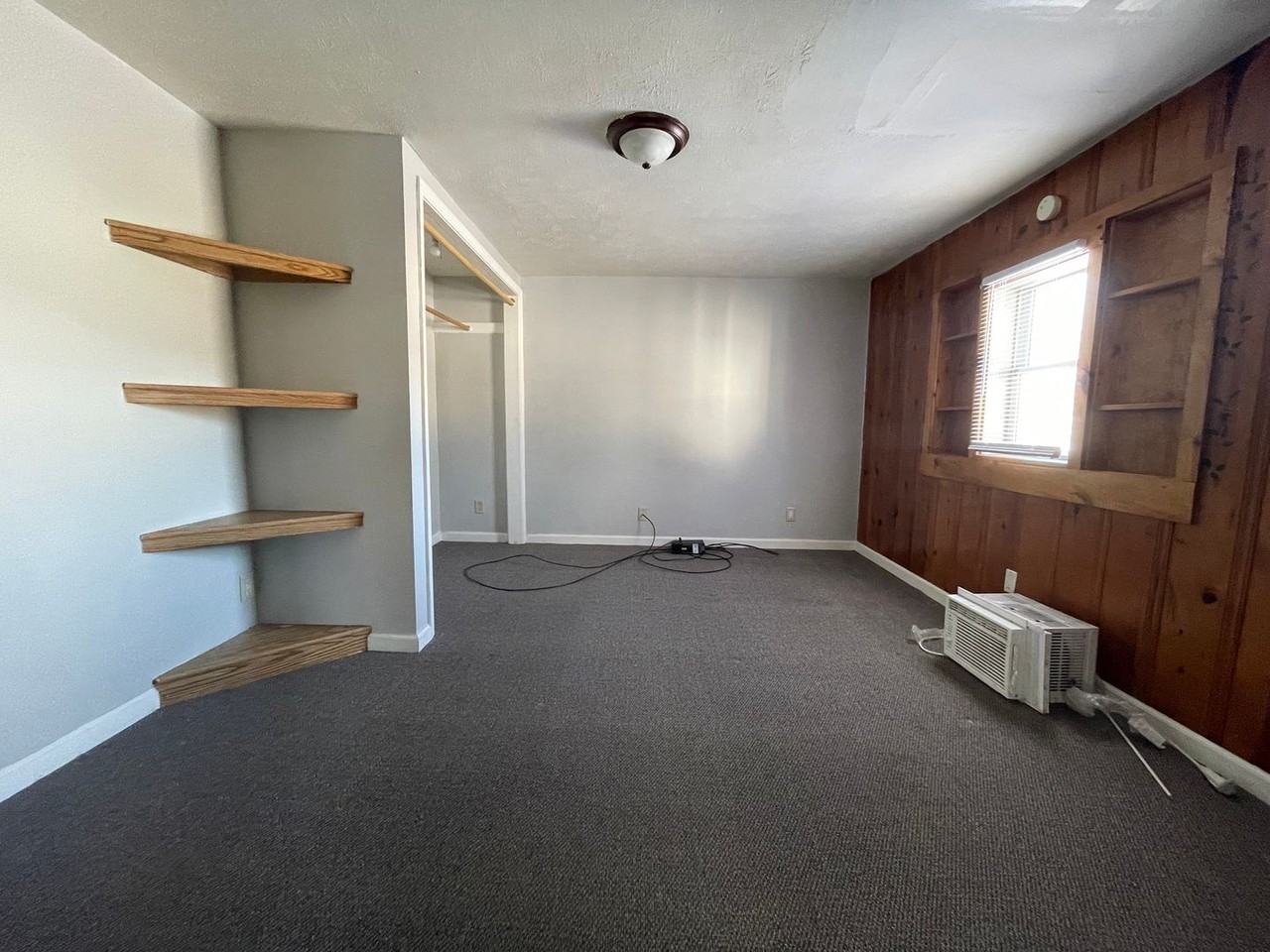 1906 E 25th St - Photo 7 of 11