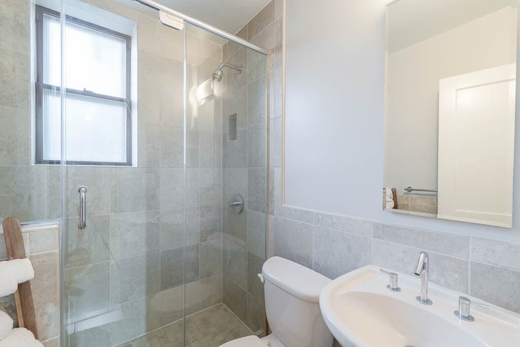 116 N Carolina Ave Se #103 - Photo 6 of 6