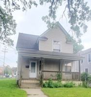 featured image of 1802 Madison Ave Se