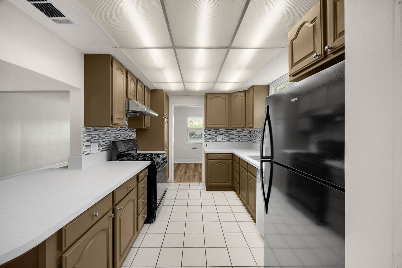 4903 Ryland Ave - Photo 3 of 29