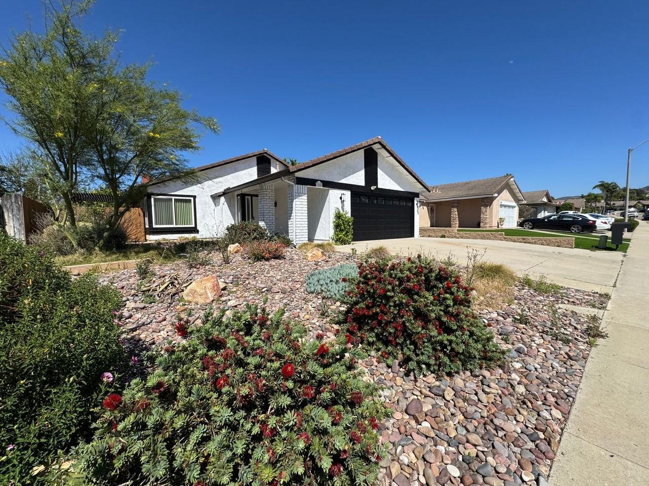 1828 Donahue Dr - Photo 2 of 30