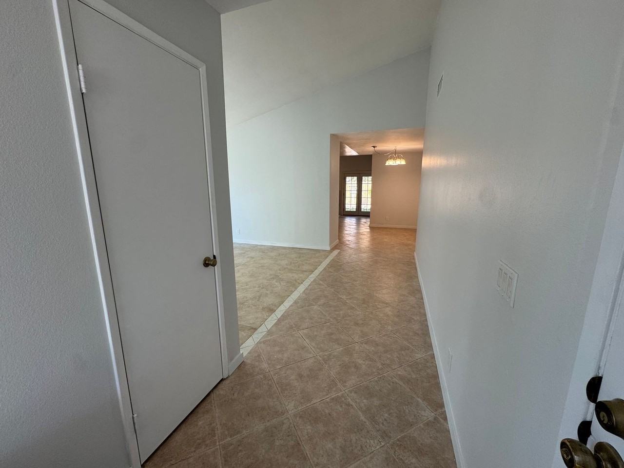 1828 Donahue Dr - Photo 4 of 30