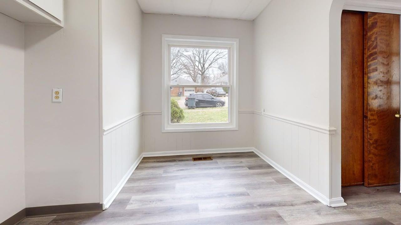 770 Triplett Blvd - Photo 7 of 11