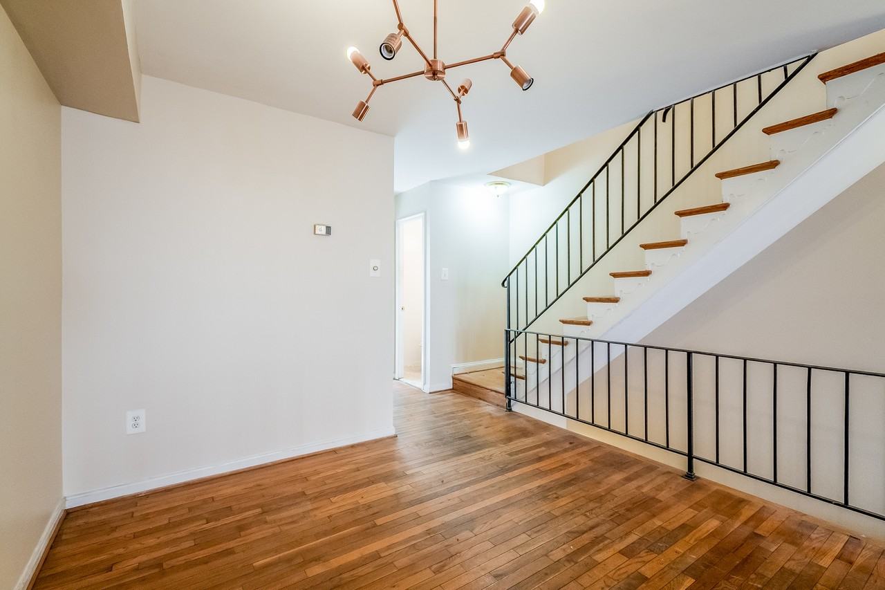 1839 Biltmore St Nw #B - Photo 6 of 22