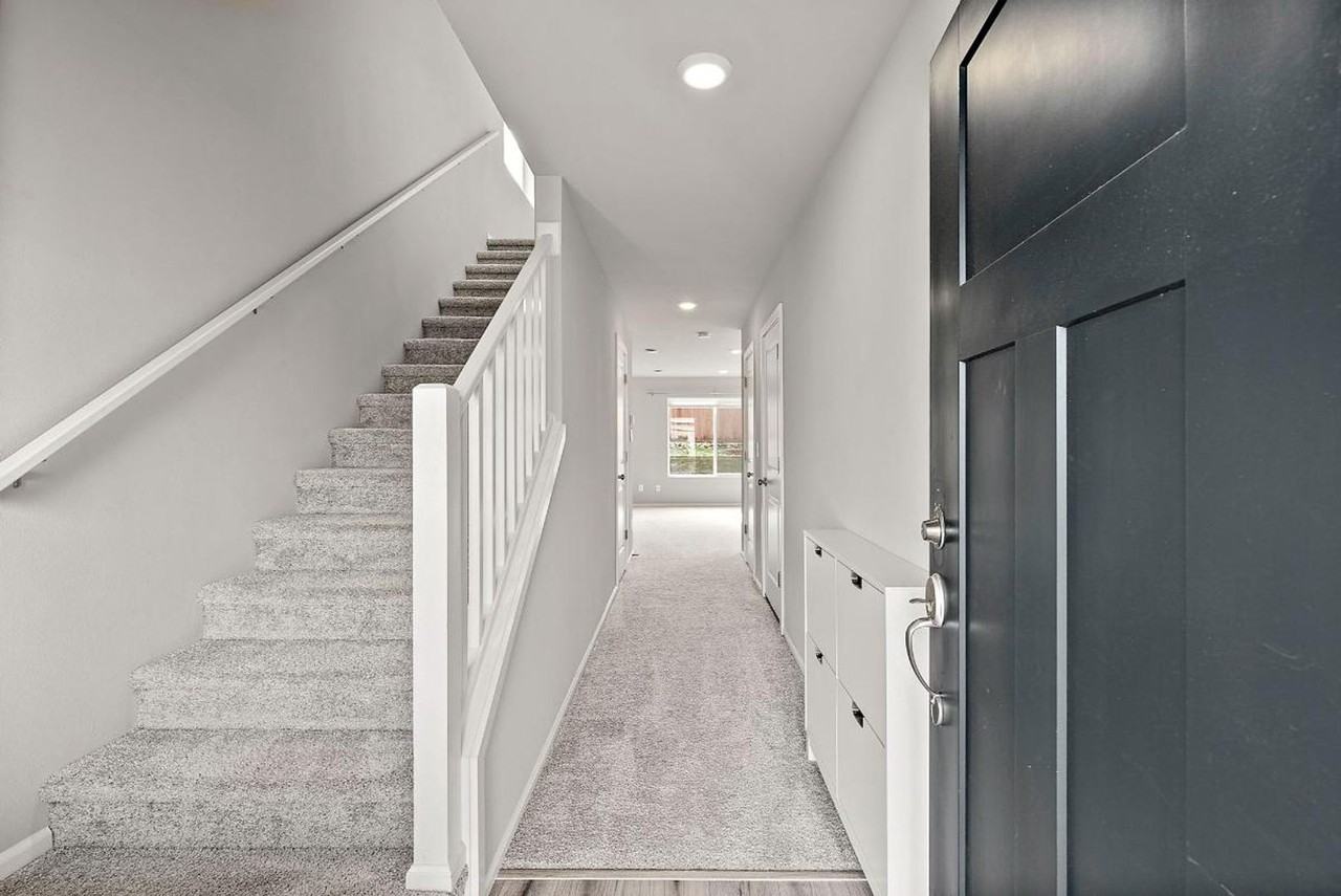 15009 Iverson Loop Se - Photo 3 of 44