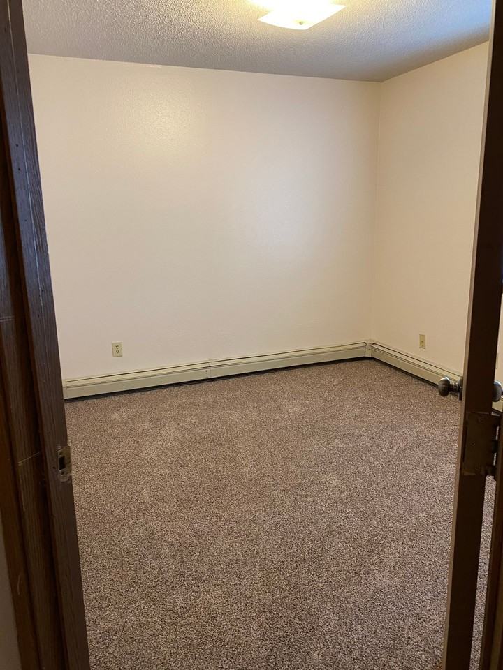 1703 University Dr Se #205 - Photo 5 of 34