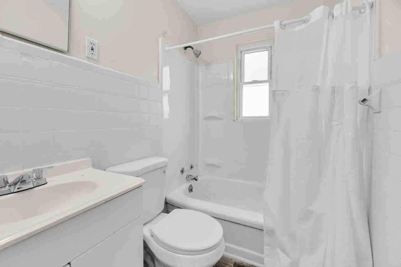2922 Royal Glen Dr - Photo 7 of 15