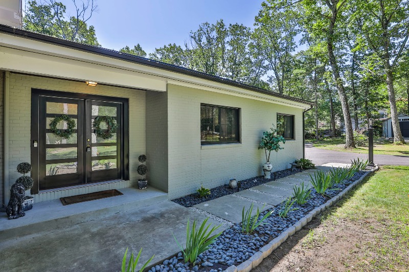 82 Pelham Rd - Photo 2 of 20