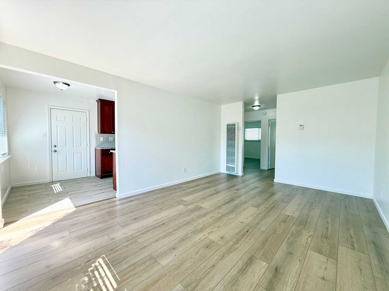 735 Bradford Way - Photo 6 of 24