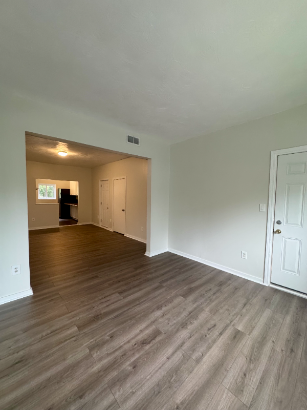 20 River Rd #301 - Photo 2 of 16