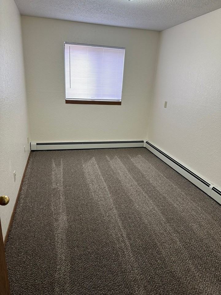 624 13th St S #201 - Photo 6 of 20