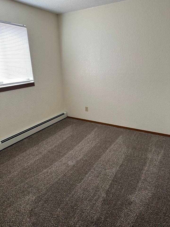 624 13th St S #201 - Photo 7 of 20