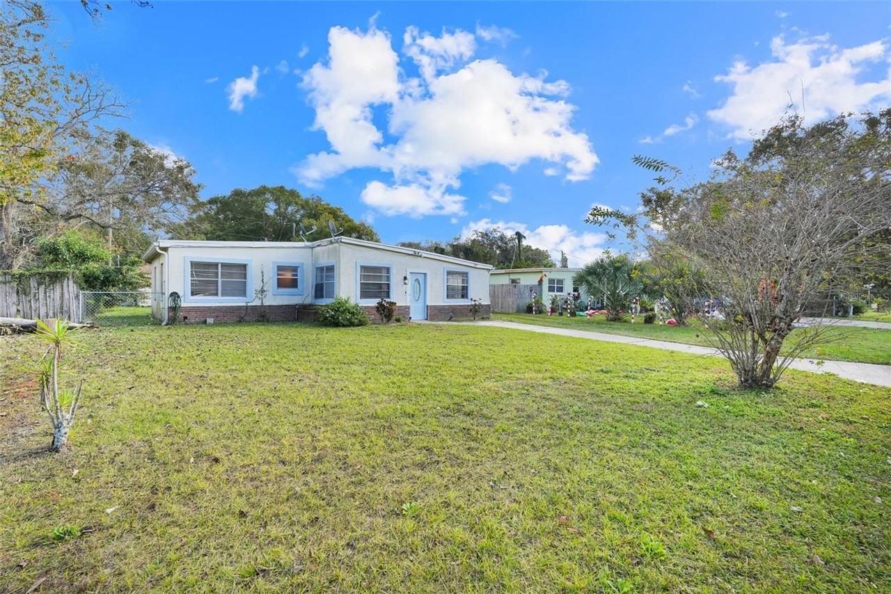 107 Garrison Dr - Photo 3 of 24