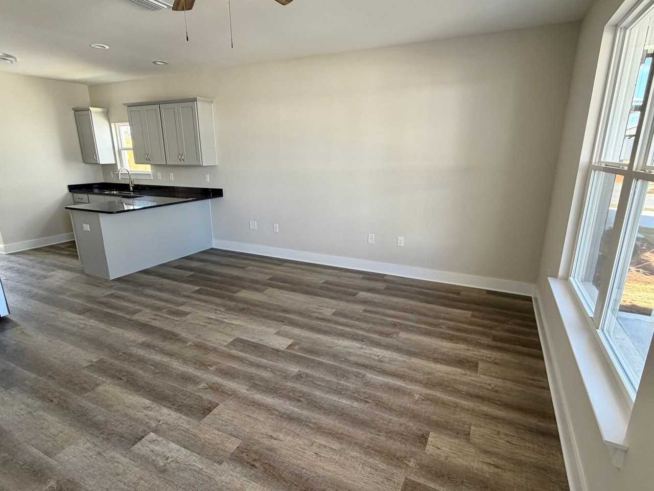 116 Penny Ln - Photo 6 of 15